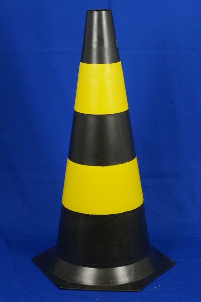 Sinalização (cones, cavalete, conão)